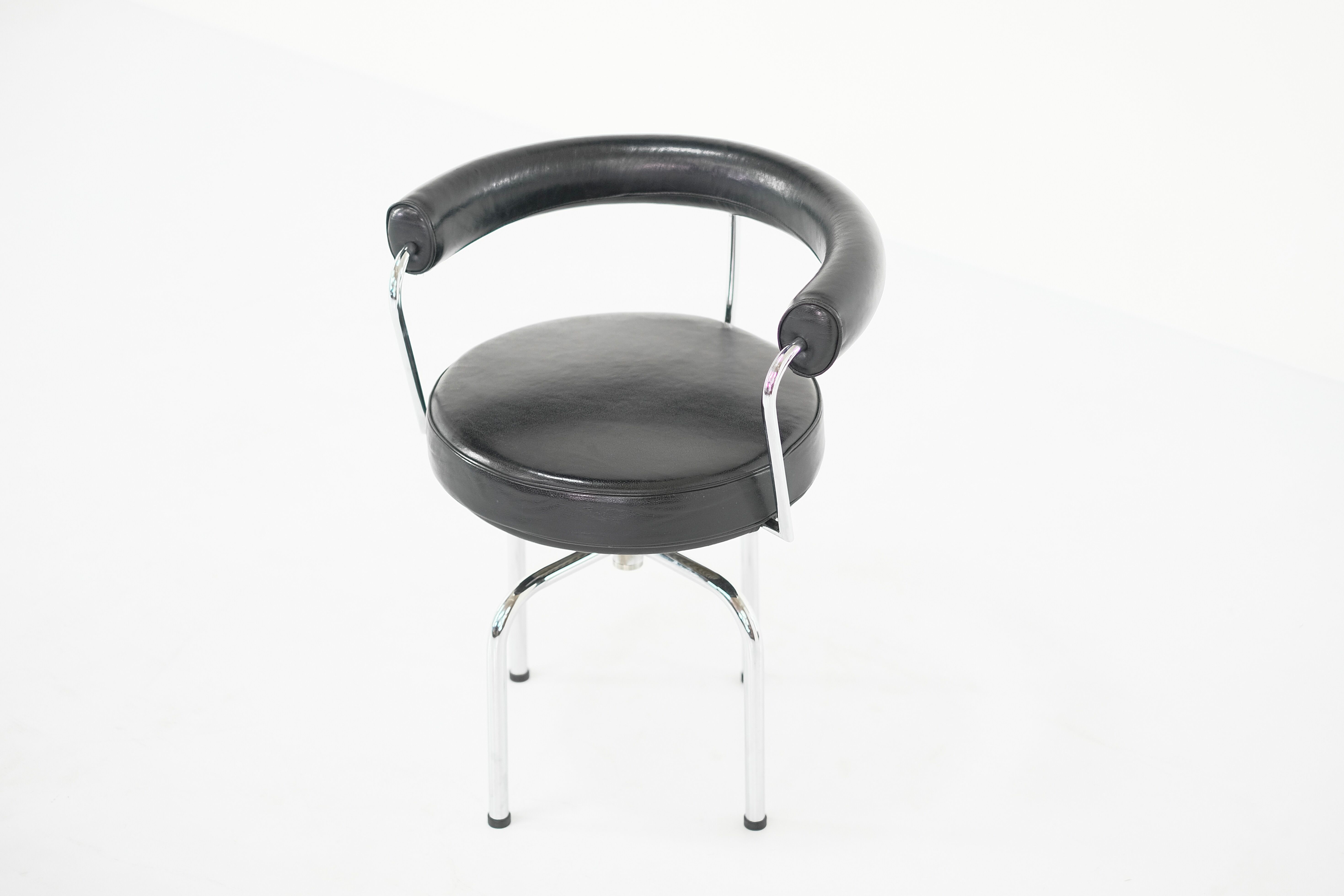 LC7 armchair by Le Corbusier for Cassina, Italy, 1927