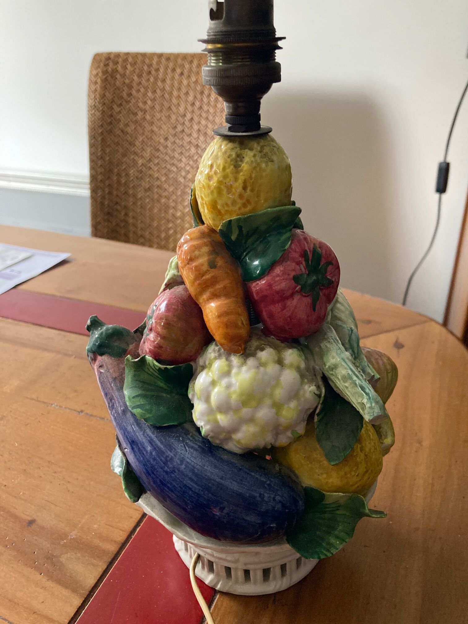 Porcelain lamp foot sign kaly 3/67