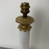 Pied en bronze doré et opaline classique empire