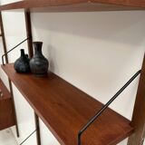 Wall unit by P. Cadobvius