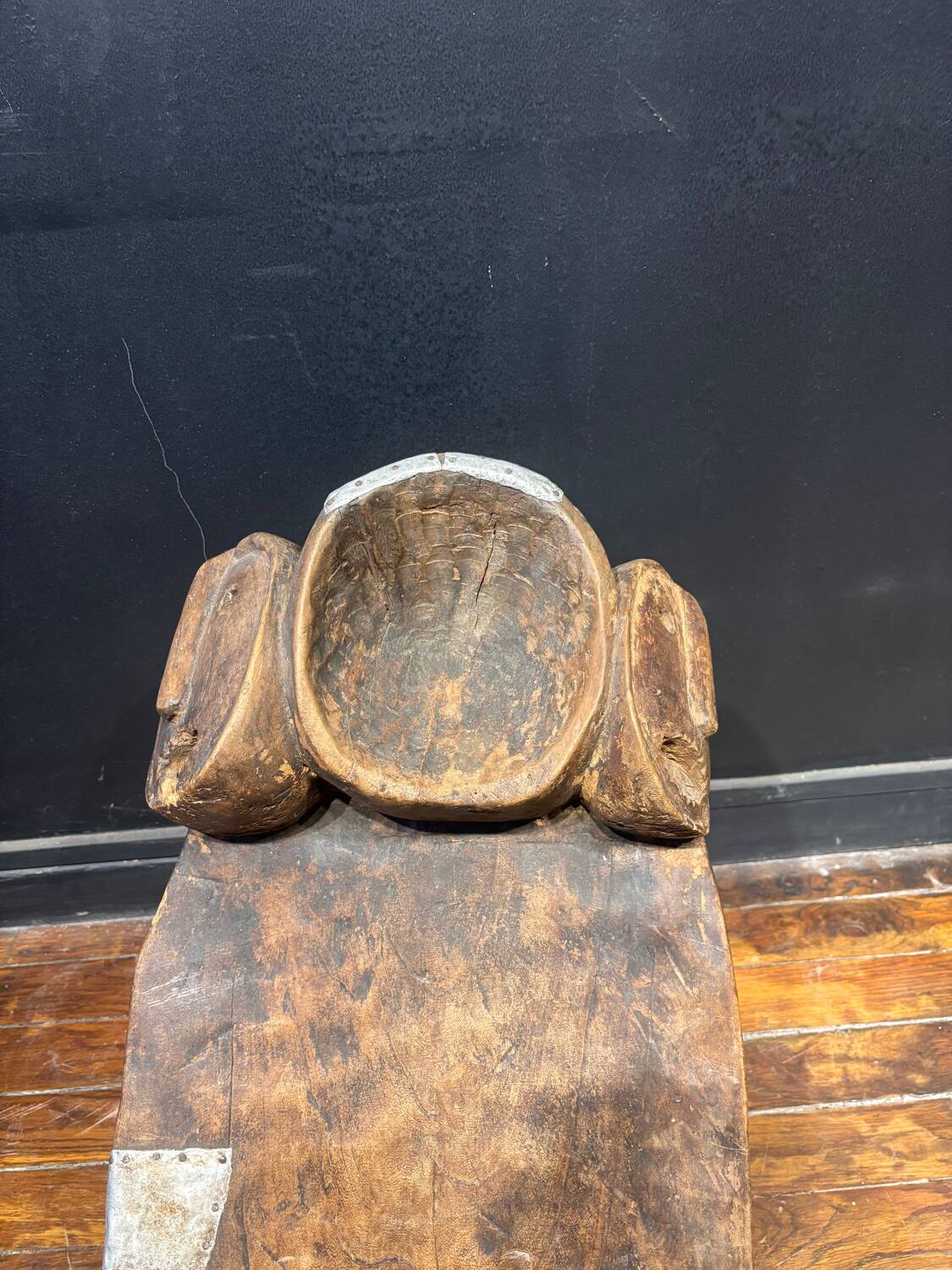 Traditional African wooden seat – Ethnic and historical piece