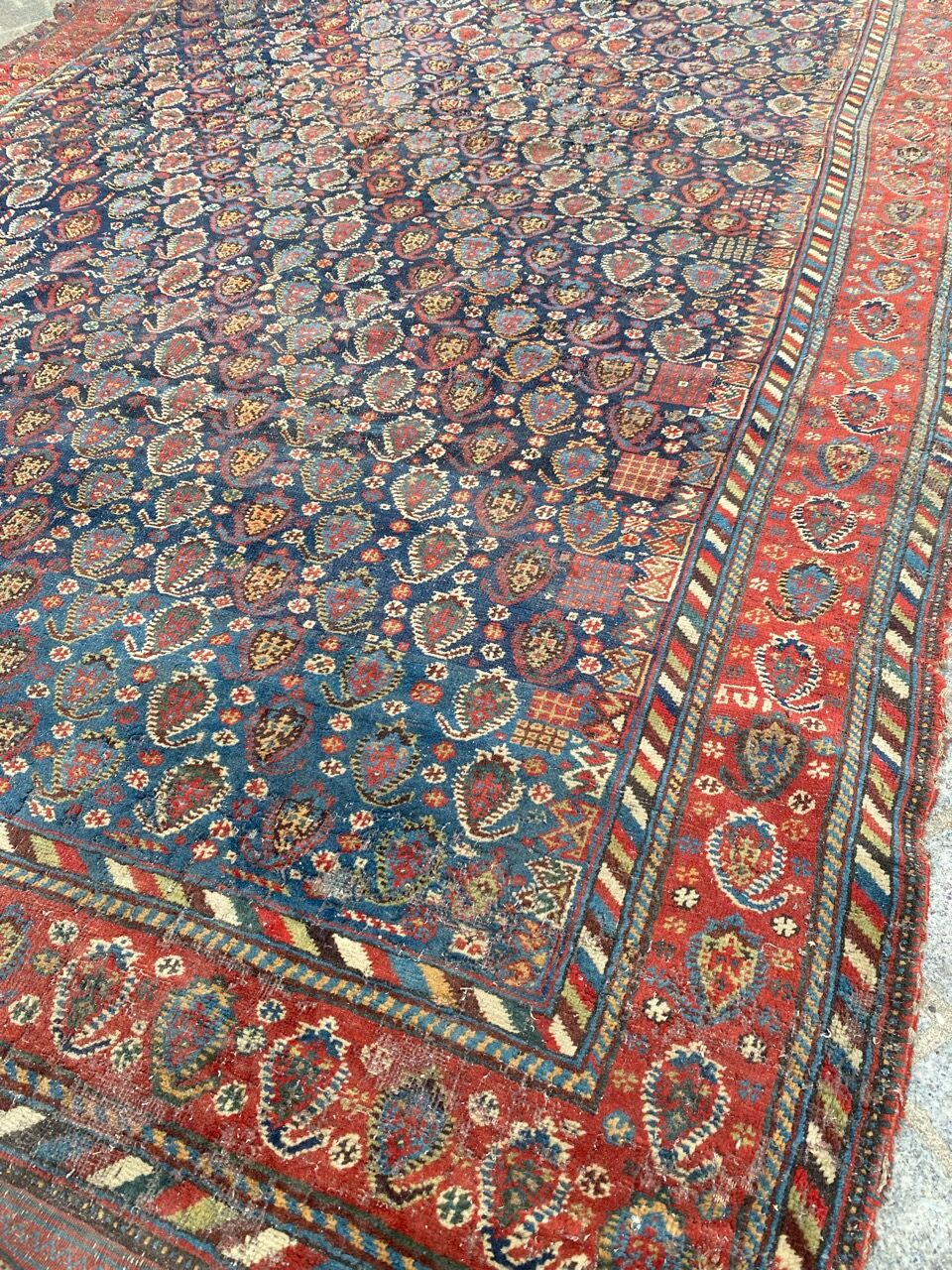 Pretty old Persian carpet of ghashghai handmade 177x328 cm