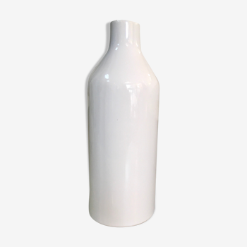 Vase blanc pure