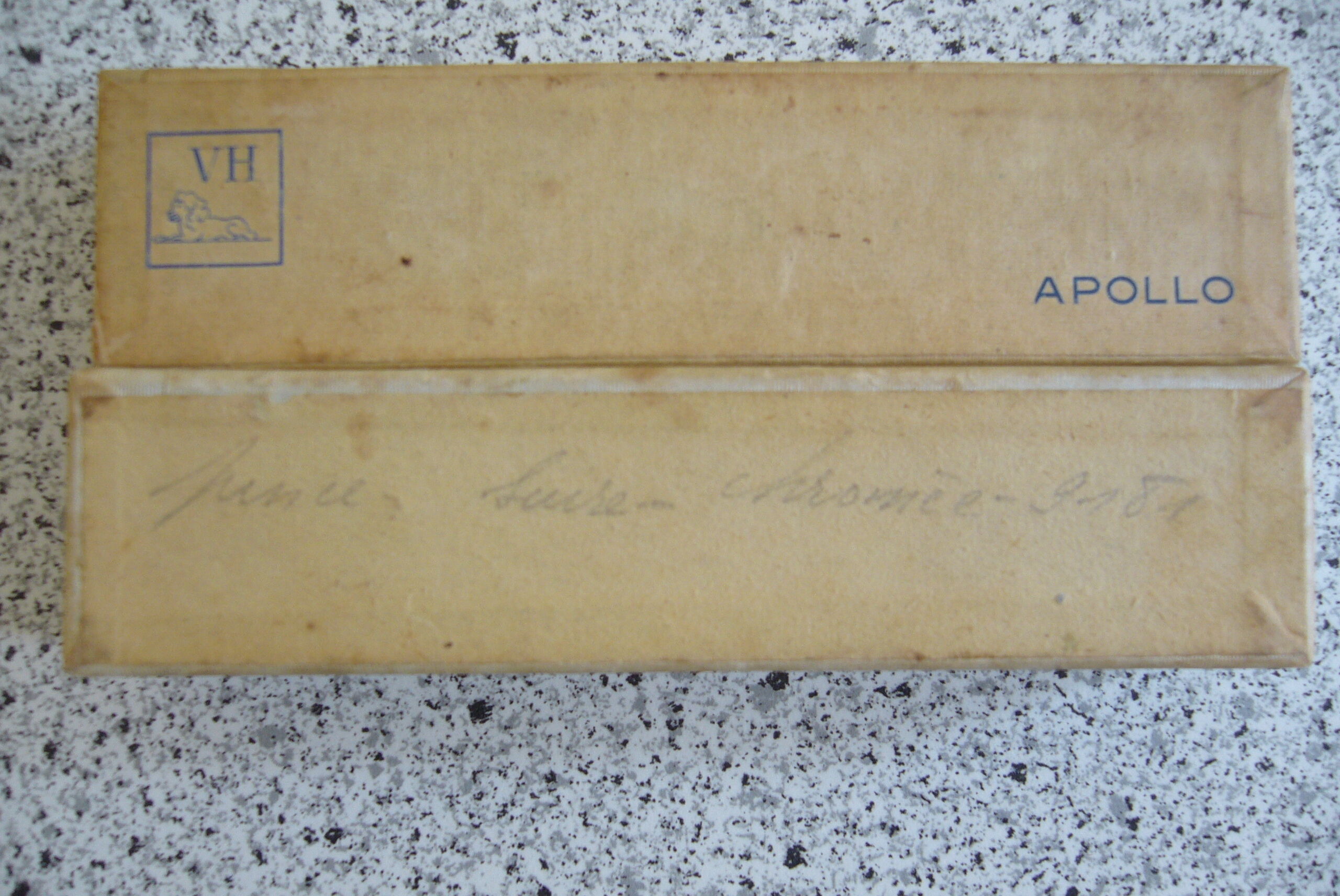 Apollo sugar or ice tongs