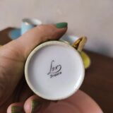 4 multicolored espresso cups