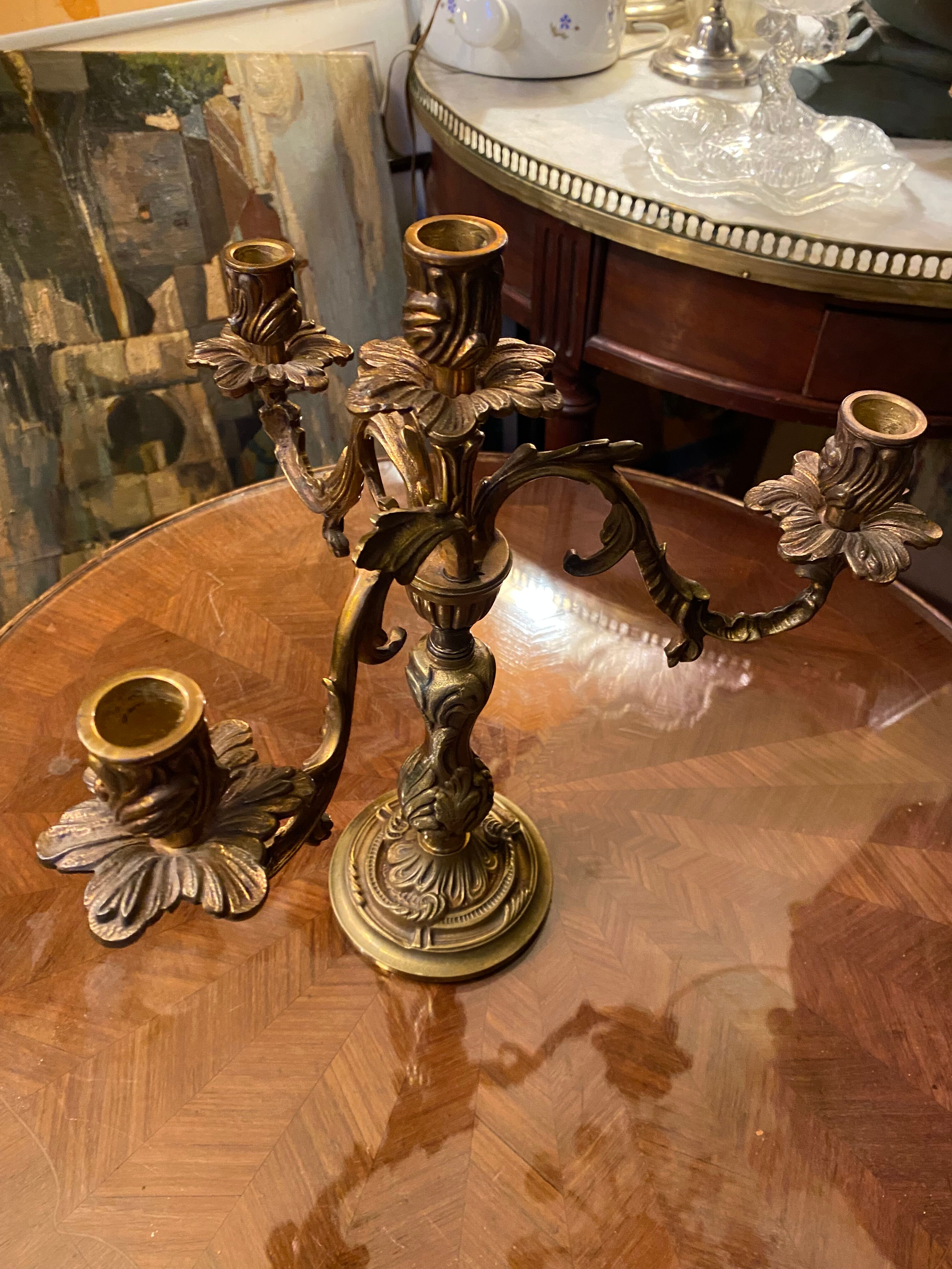 Bronze candle holder