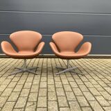 2x Fritz Hansen Swan chair by Arne Jacobsen, NEW condition!!