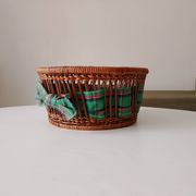 Panier vintage rotin et osier tissu écossais