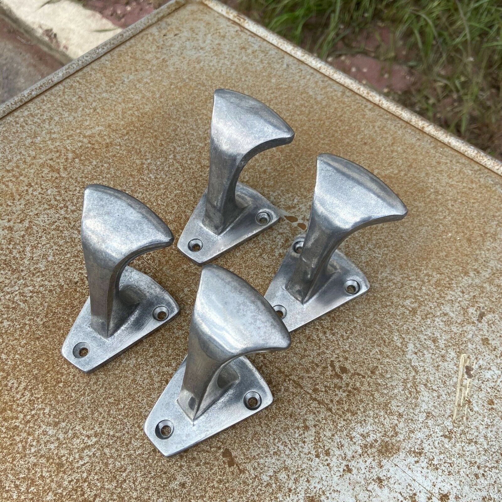 Set of 4 school pateres