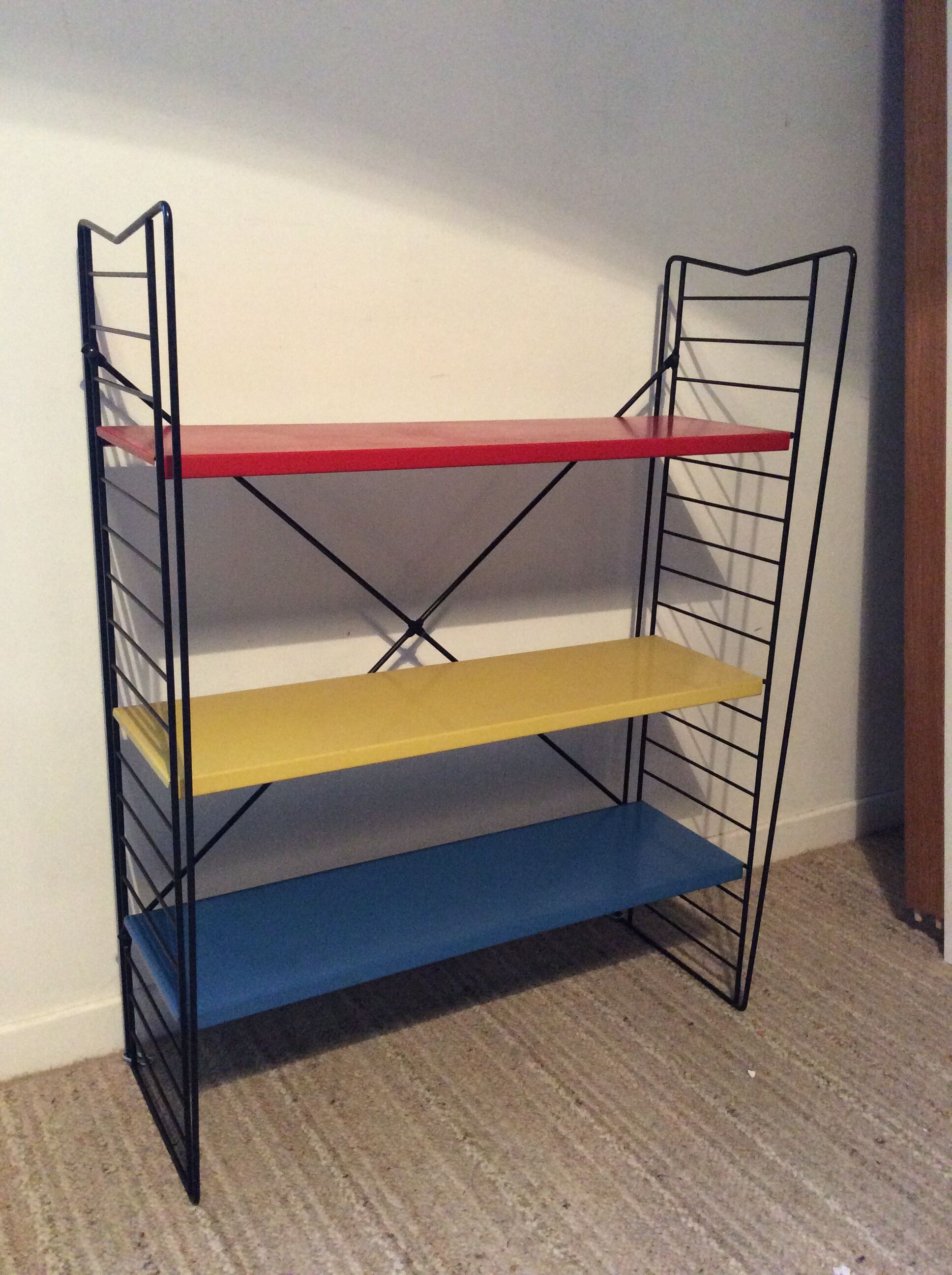 Tomado Holland shelf from the 50s