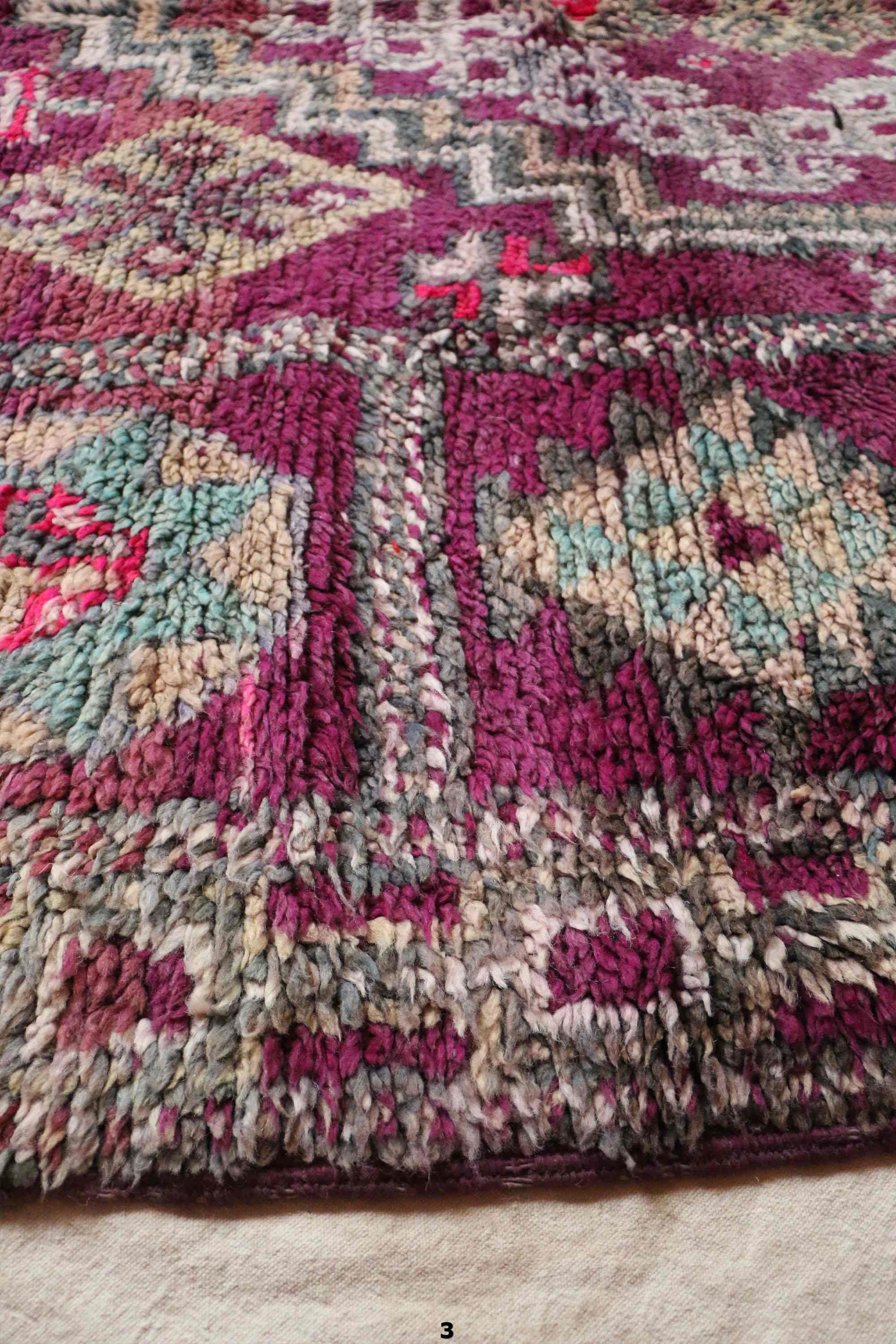 Moroccan carpet - 169 x 368 cm