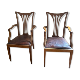 2 chaises avec accoudoirs style Art Nouveau assise en cuir marron