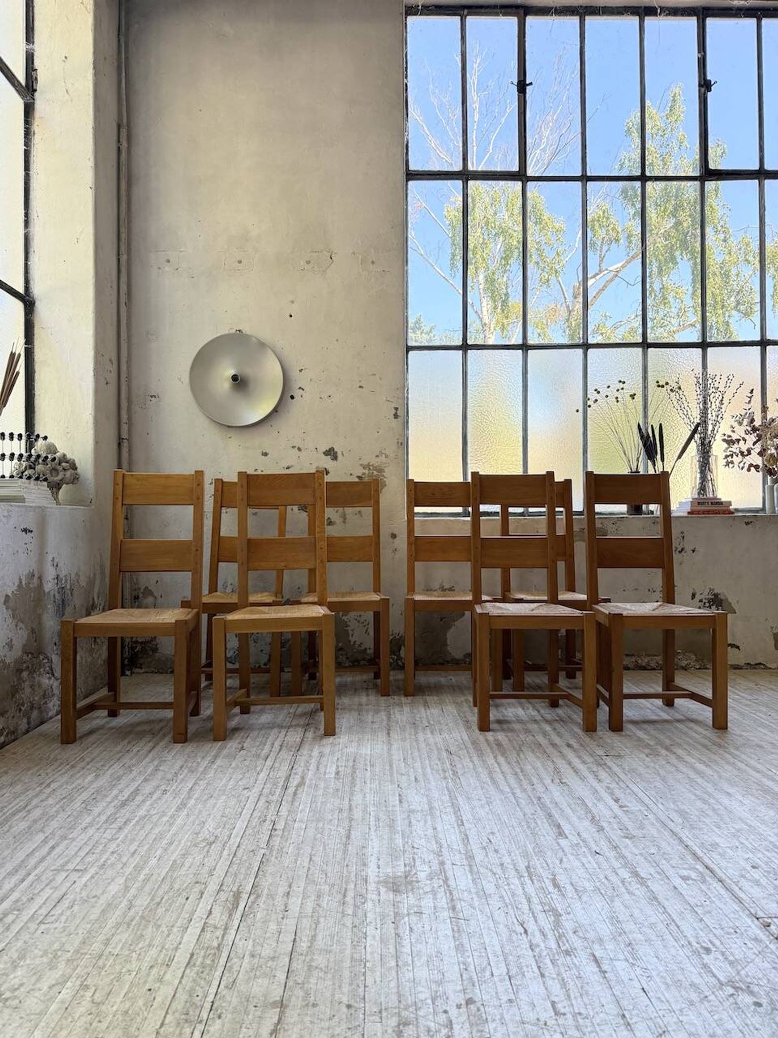 Set of 8 blond oak chairs with straw seats