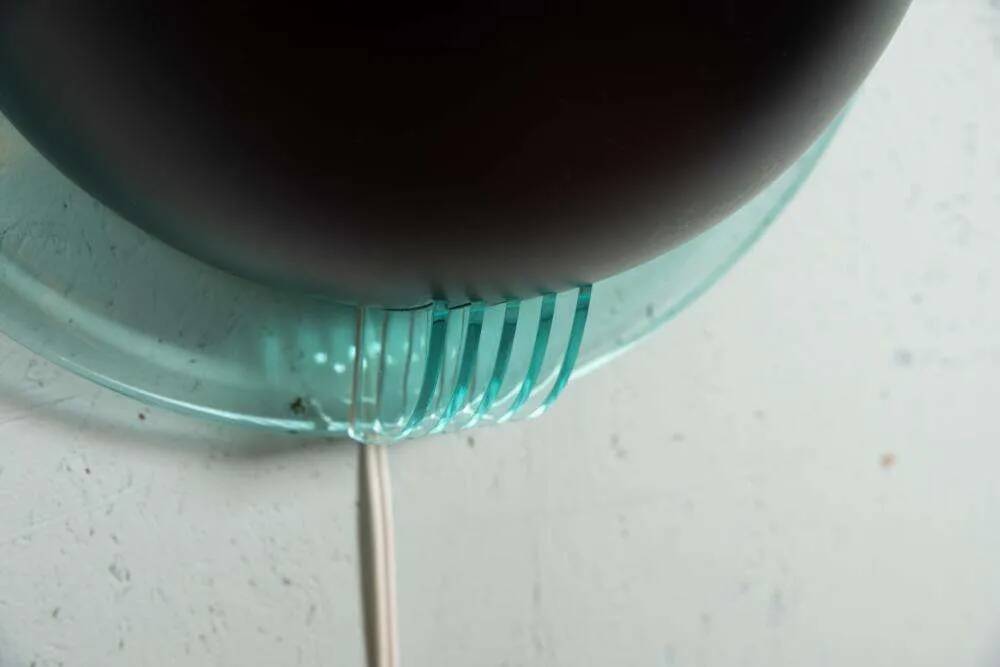 Memphis wall lamp from the 80s, Space Age uplight style.