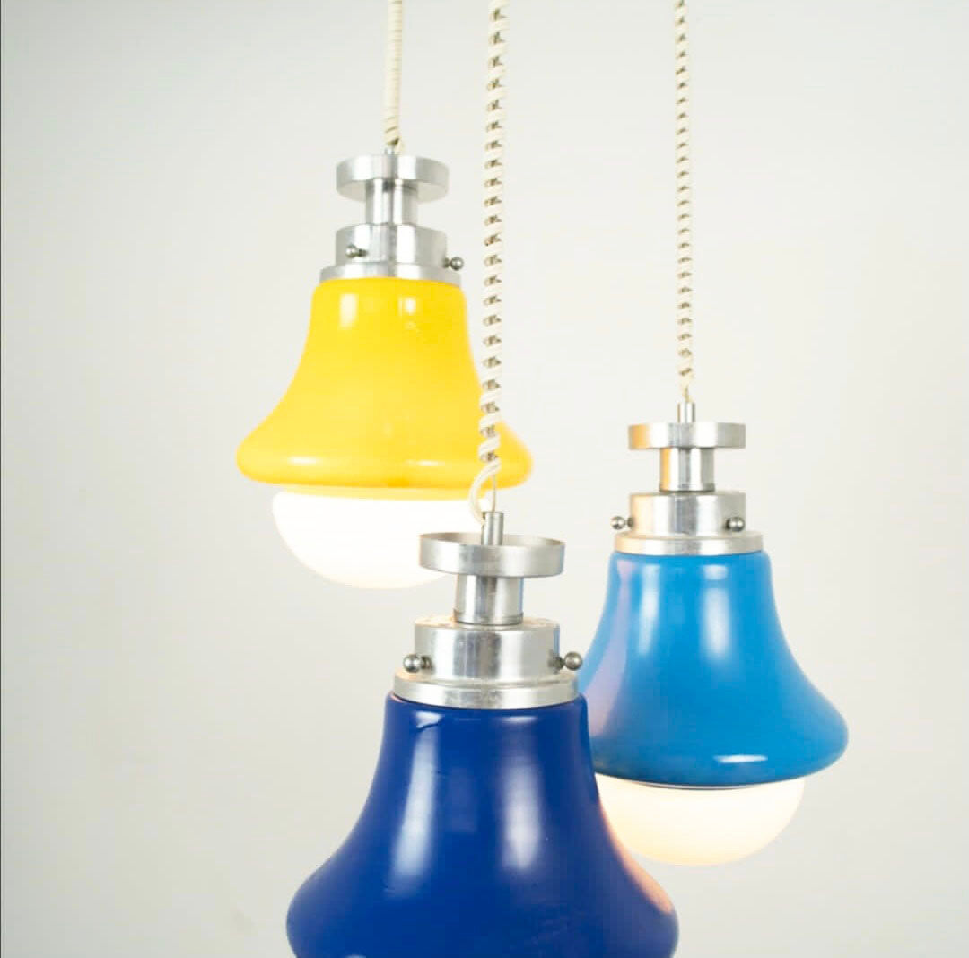 Multicolored waterfall suspension chandelier. Italy 70s