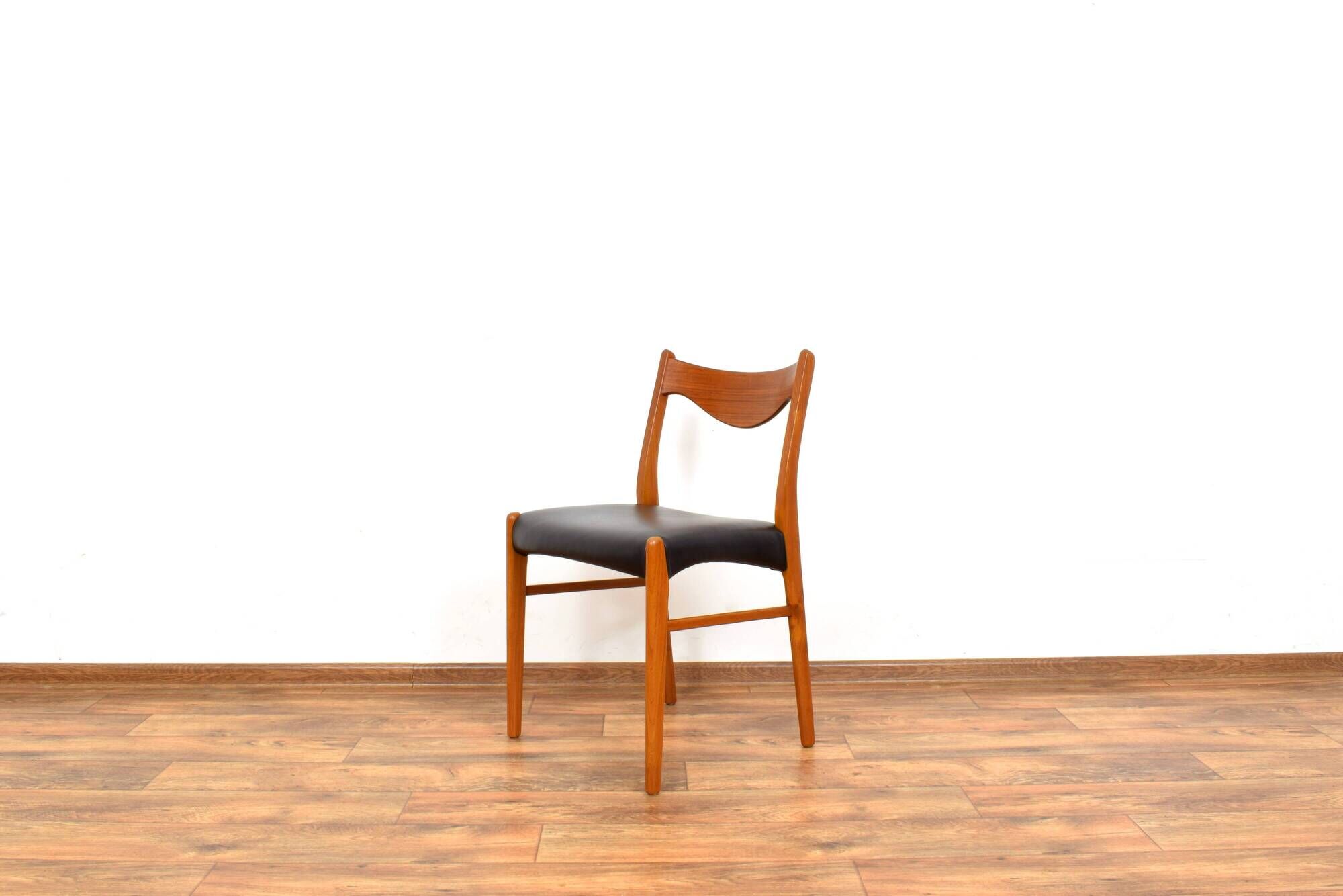Mid-Century Danish Teak and Leather Dining Chairs by Arne Wahl Iversen for Glyngøre Stolefabrik, 196