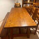 Table, 4 chaises, 1 banc en pin des landes