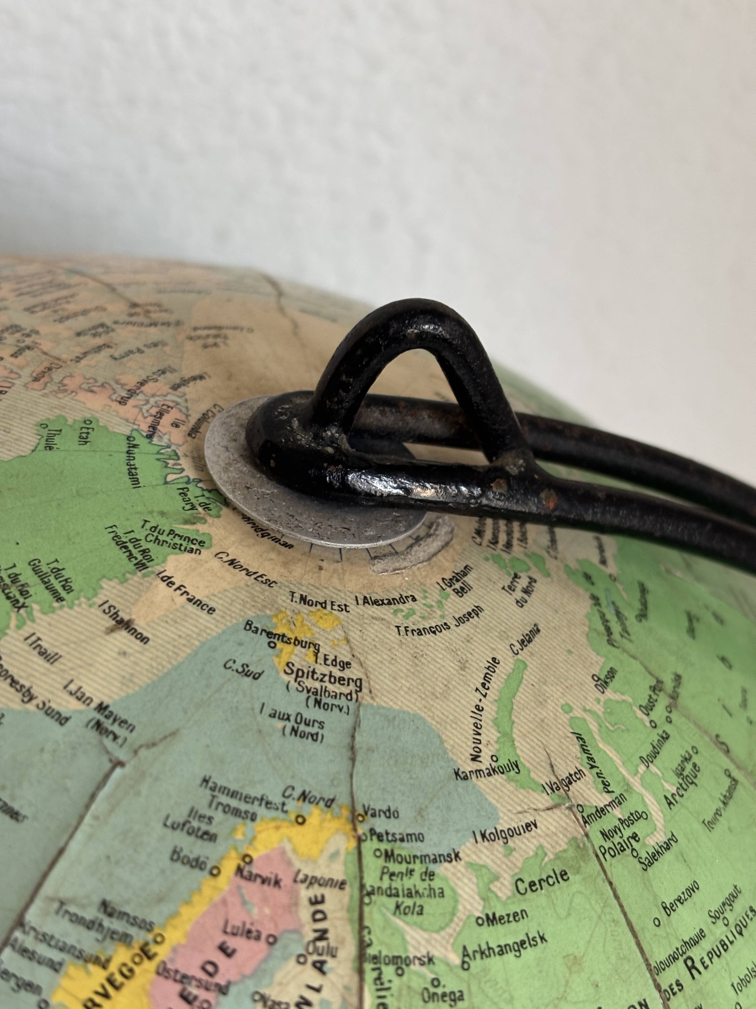 Vintage 1960 globe terrestrial world map Girard Barrère - 33 cm