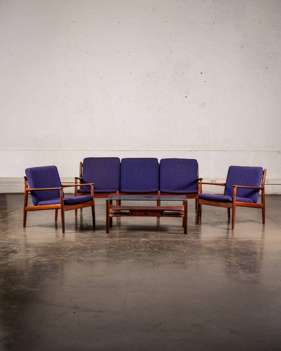 Three-seater sofa Arne Vodder