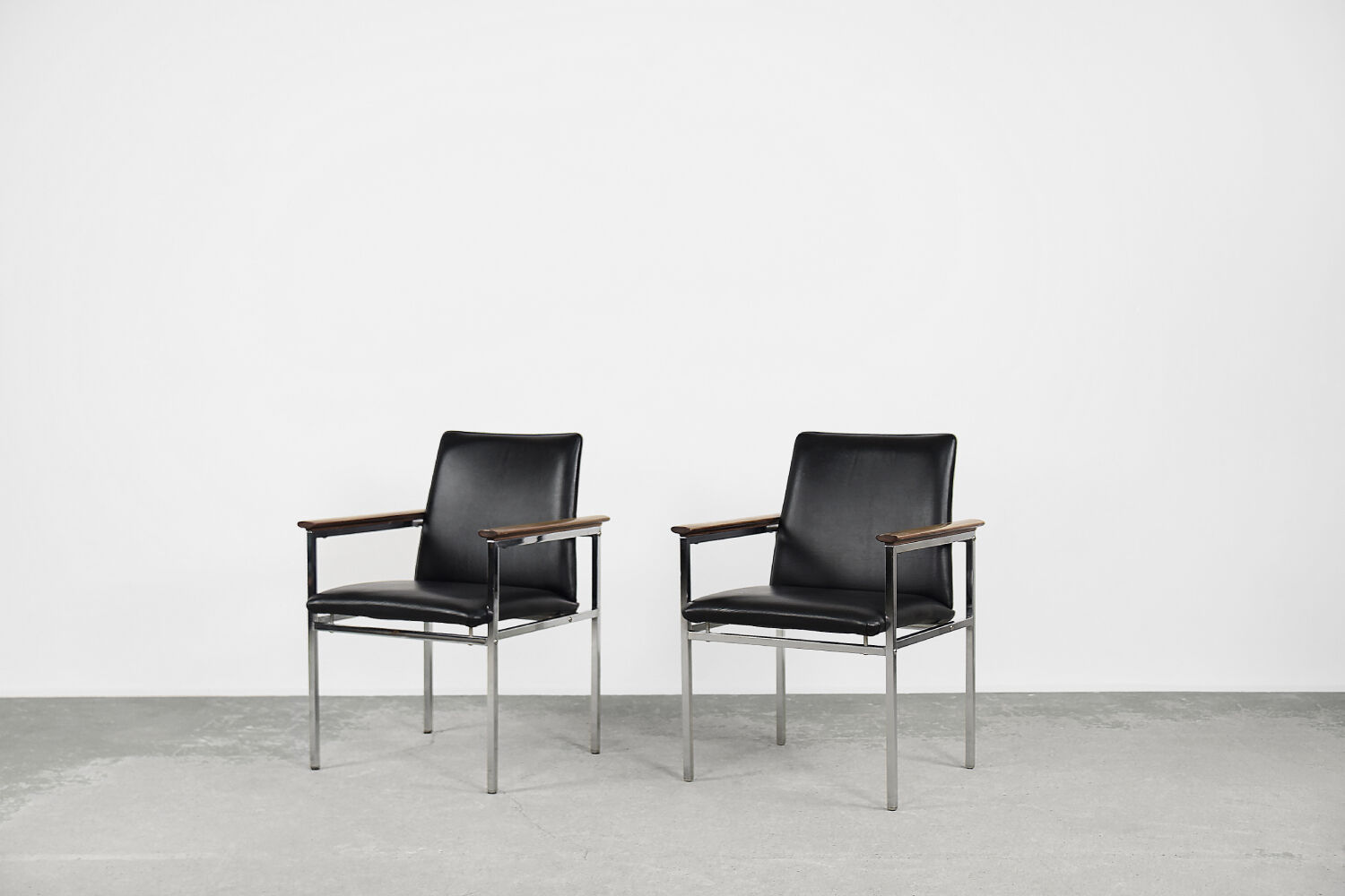 Mid-Century Scandinavian Black Leather Armchair by Sigvard Bernadotte for France & Søn, 1960s, Set o