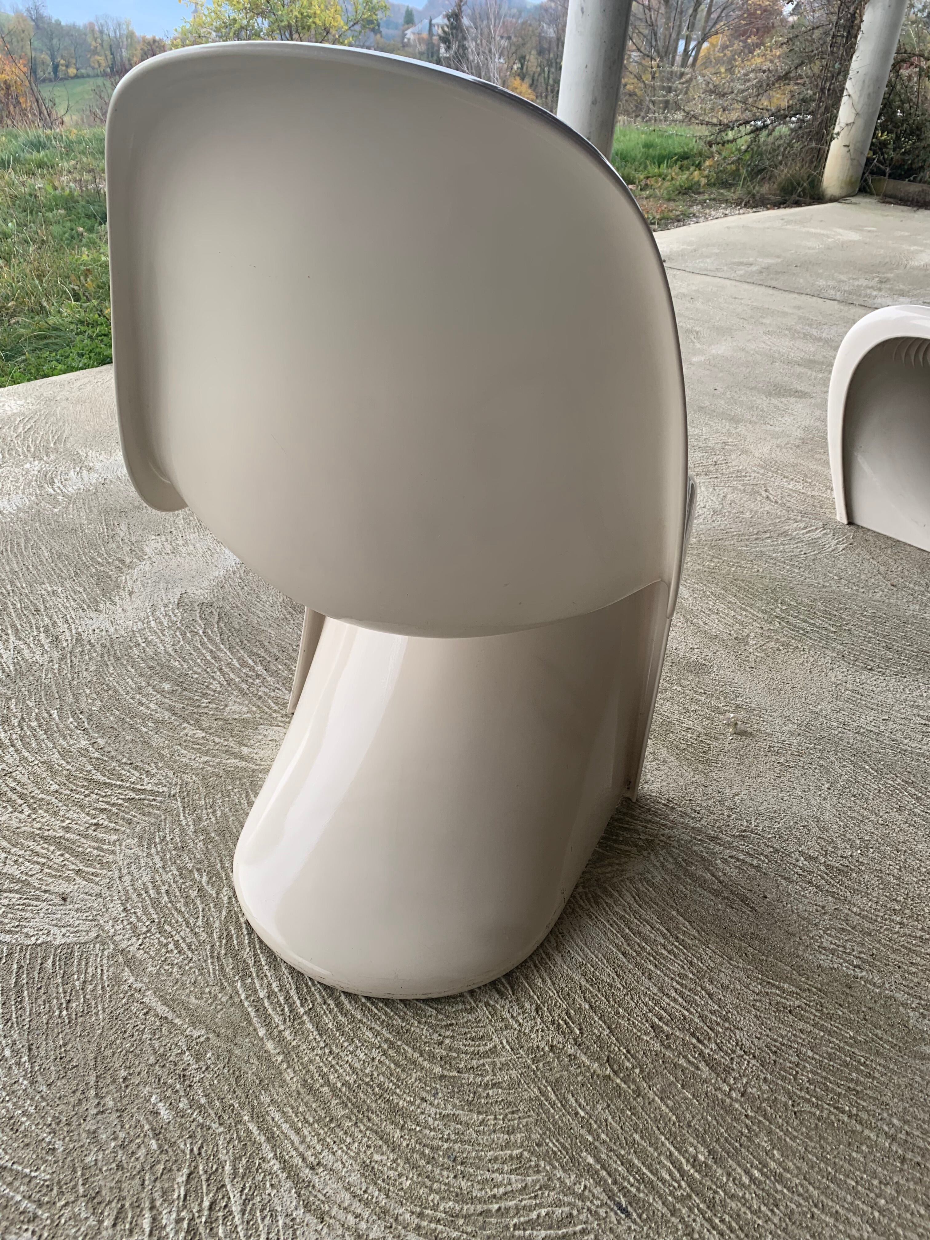 Chaises S Verner Panton - Herman Miller - Fehlbaum Production