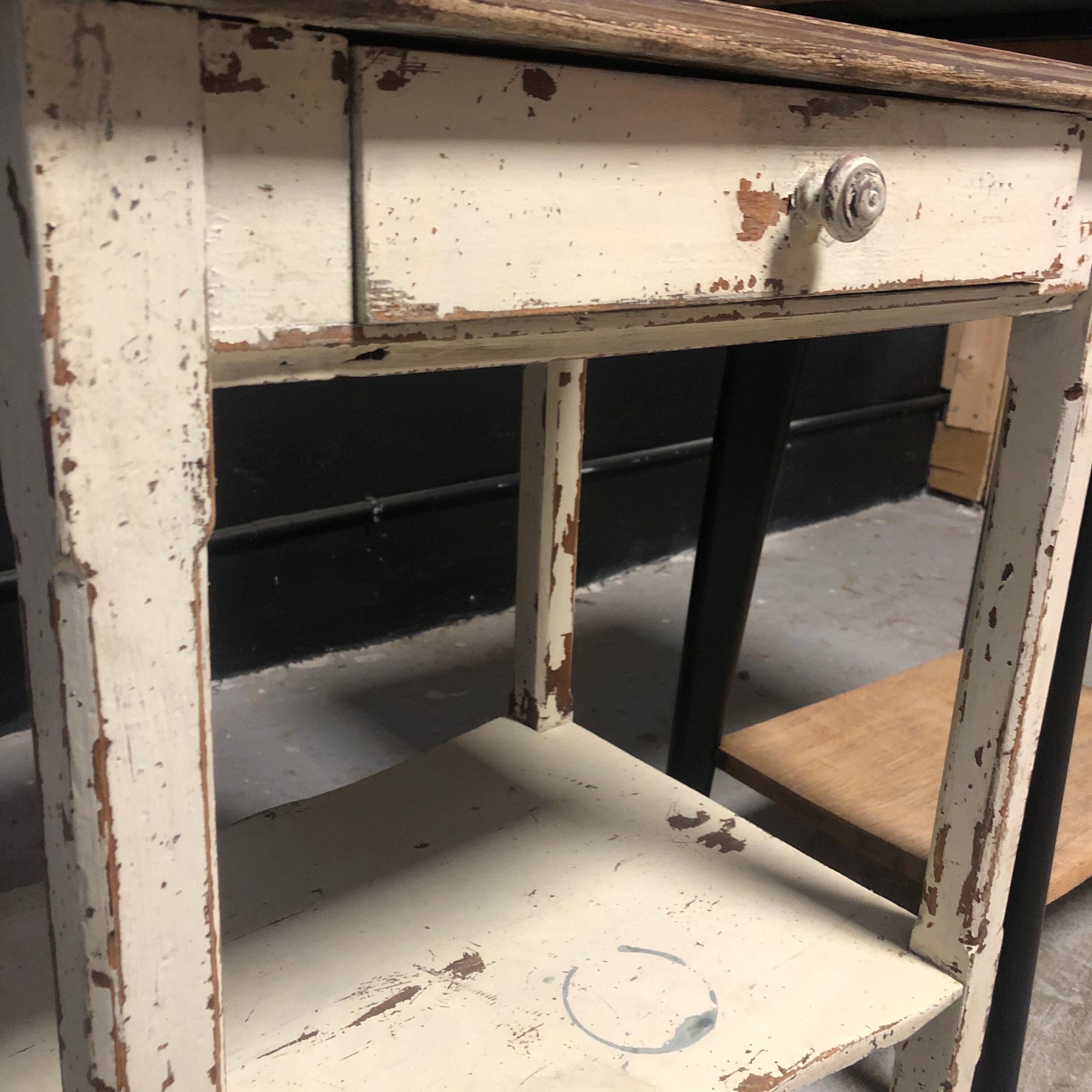 Lot de 2 consoles en bois
