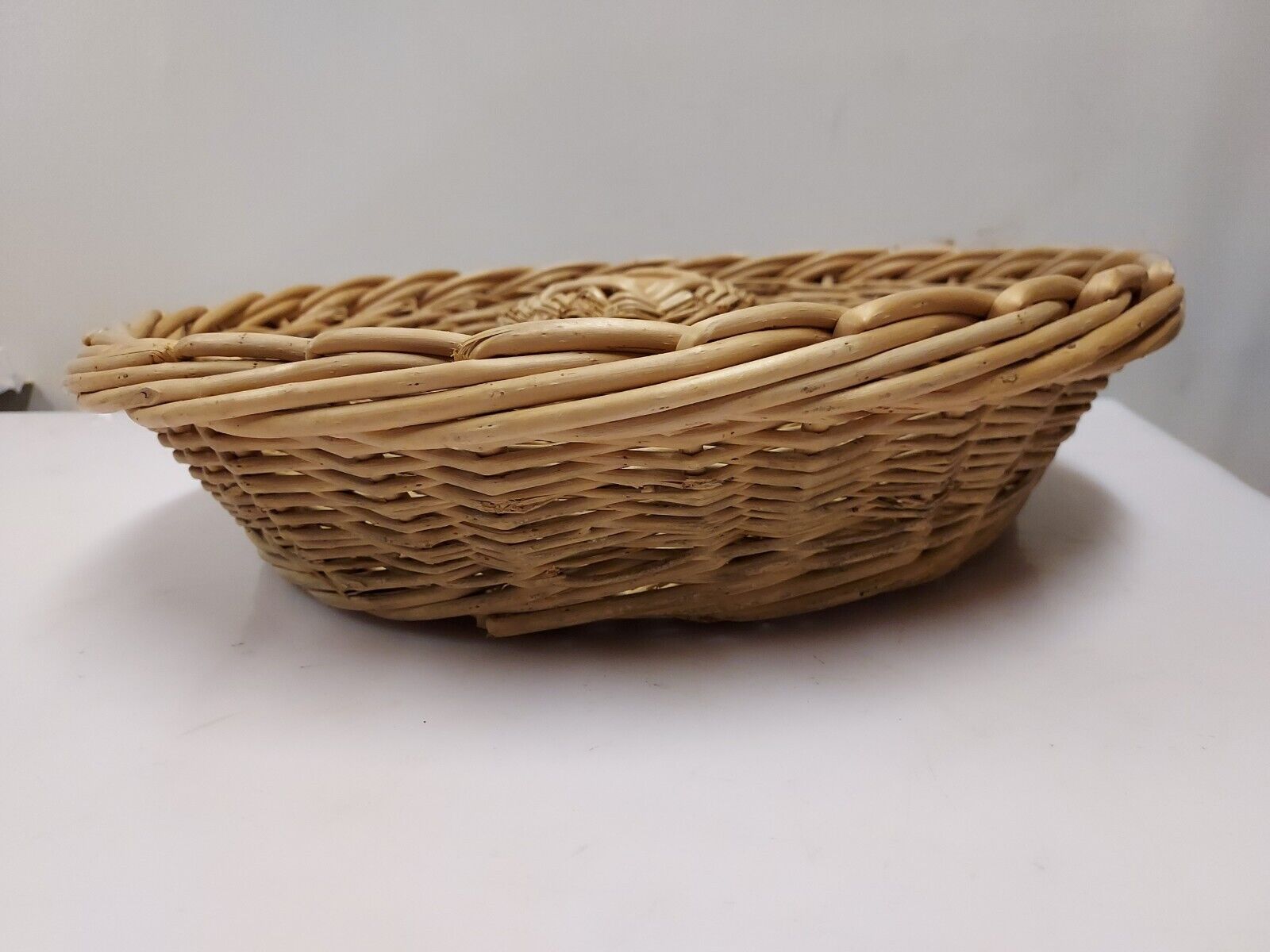 Wicker bread basket