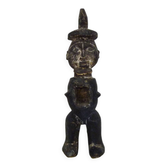Teke Buti fetish reliquary statue from Congo in carved wood from the 1950s