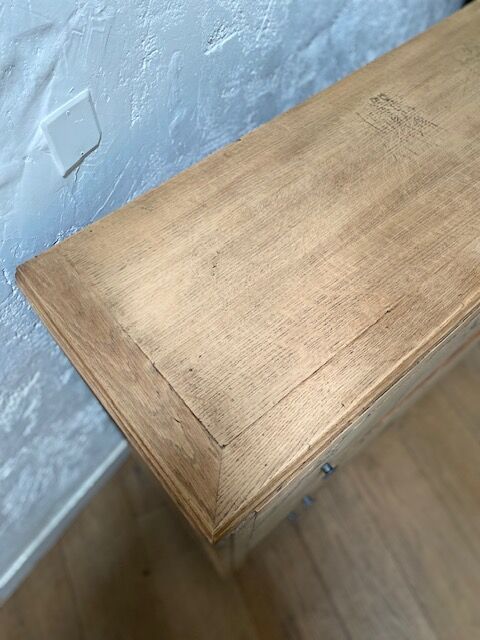Art Deco style chest of drawers