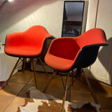 2 fauteuils Eames