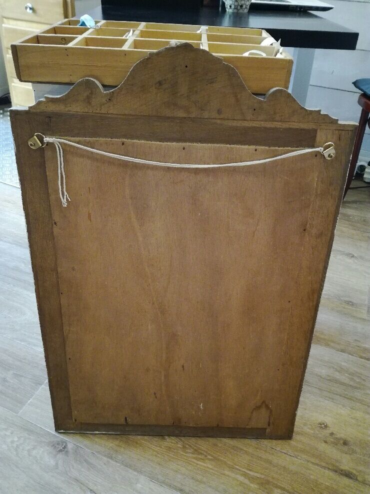 White wooden mirror 75x51cm