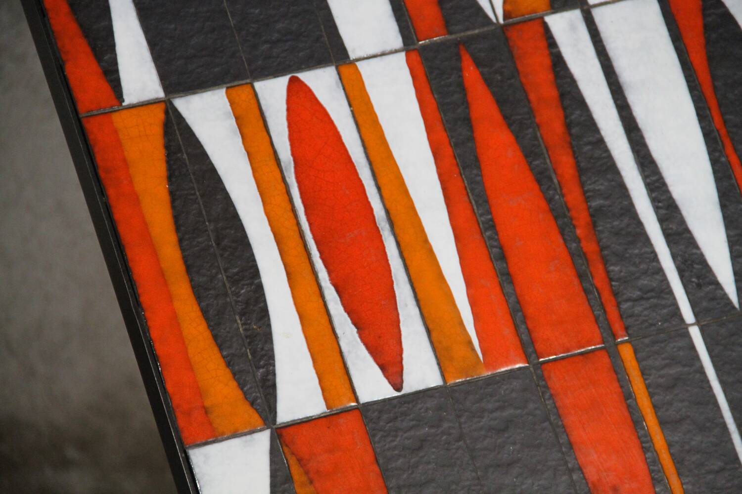 Capron shuttle table