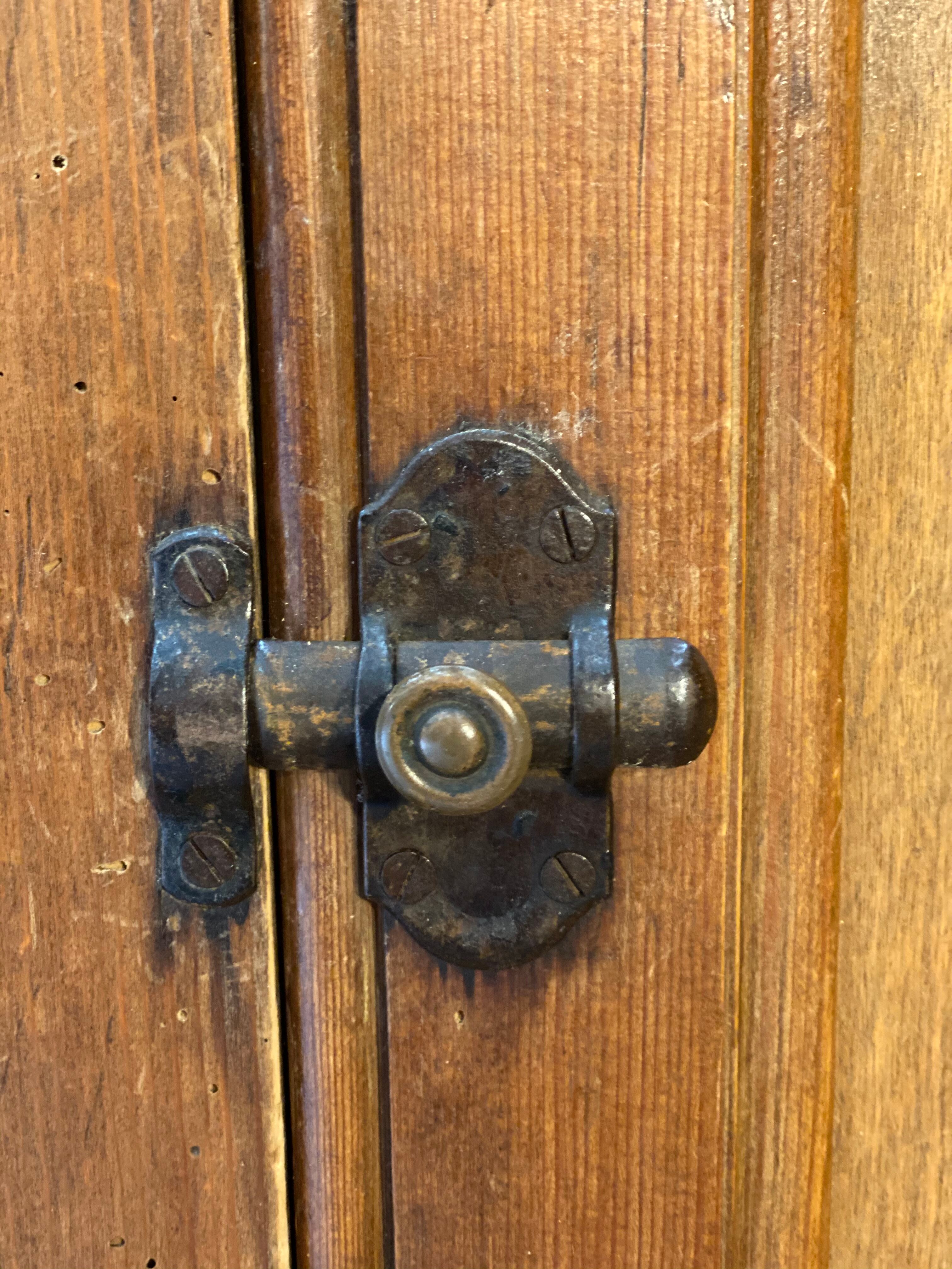Old parisian raw wood side board