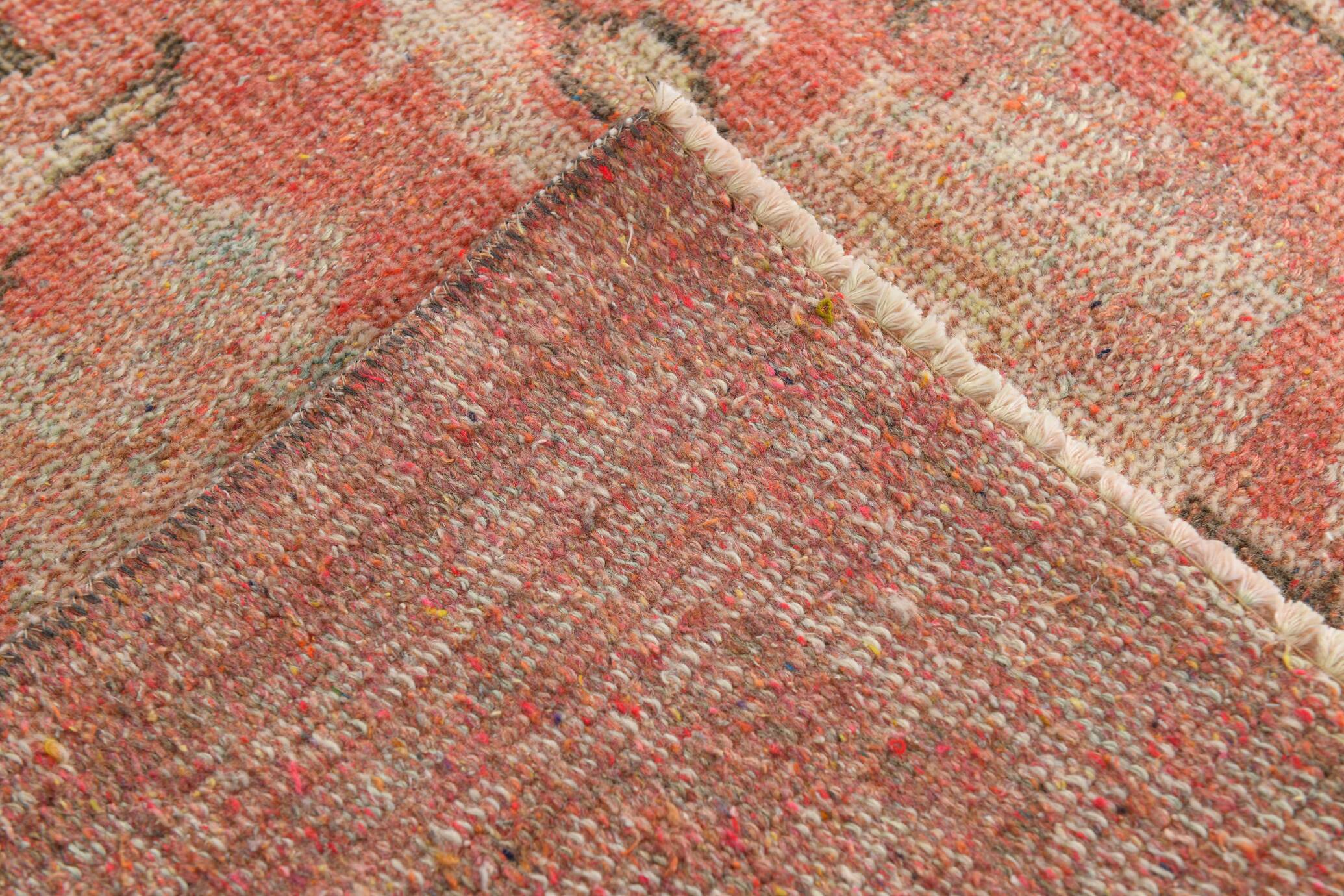 Tapis Anatolien Vintage Fait Main en Laine, Tons Rose Fané, Beige & Bleu