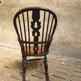 Antique rocking chair Windsor 1840
