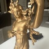 Golden statue ferville suan