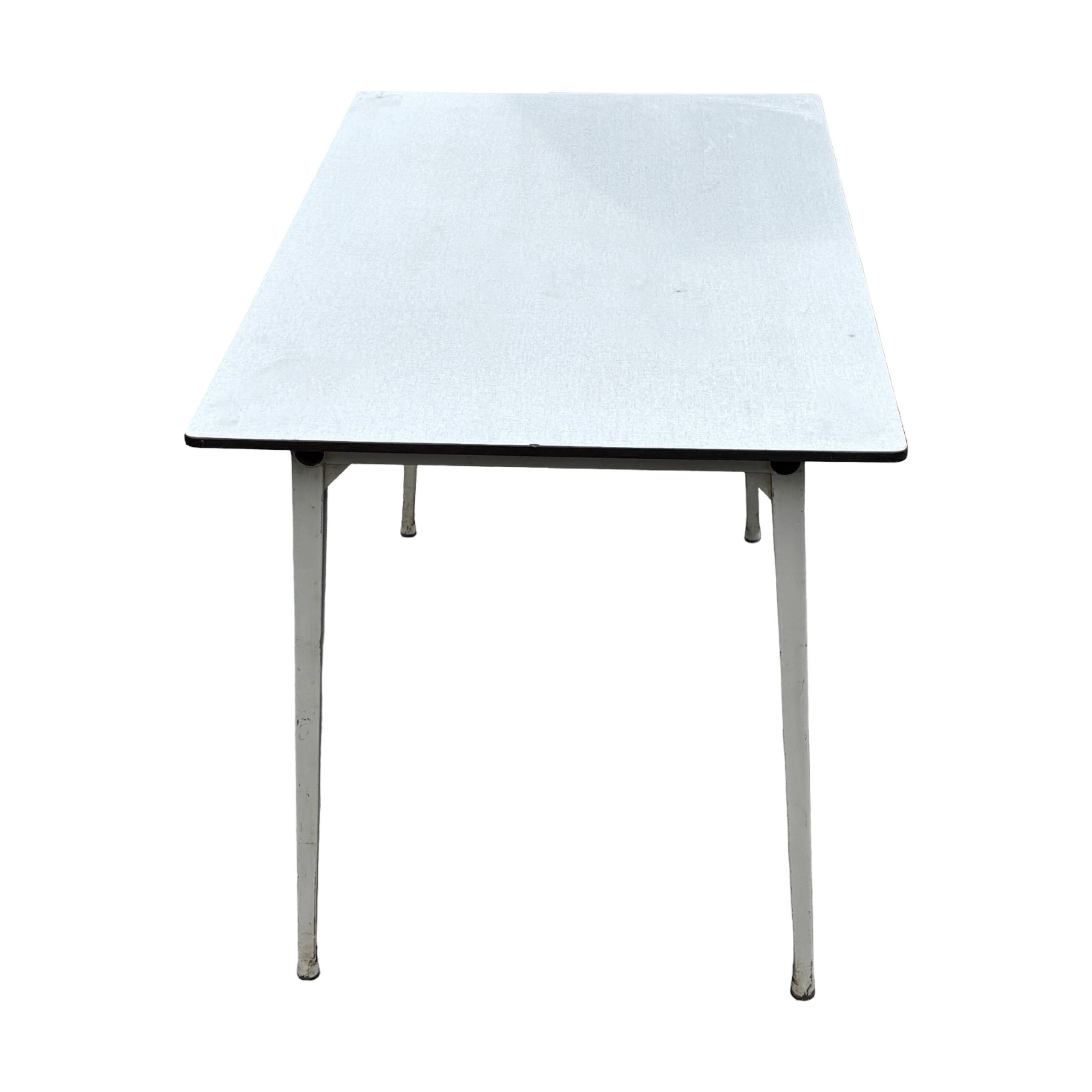 Vintage Reform dining table design Friso Kramer Ahrend de Cirkel
