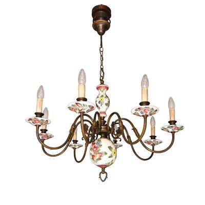 Lustre 8 feux en laiton et porcelaine peinte, France