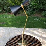 Contemporary table lamp