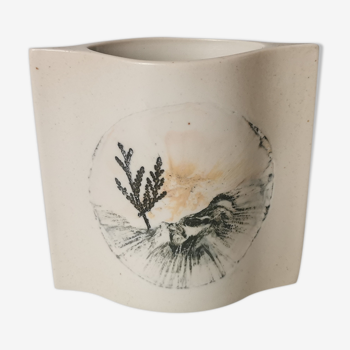 Porcelain design vase from Virebent