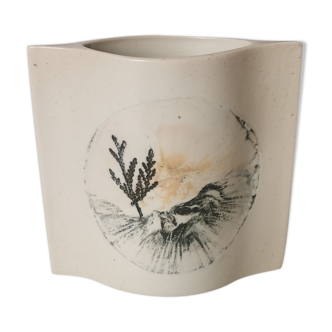 Porcelain design vase from Virebent