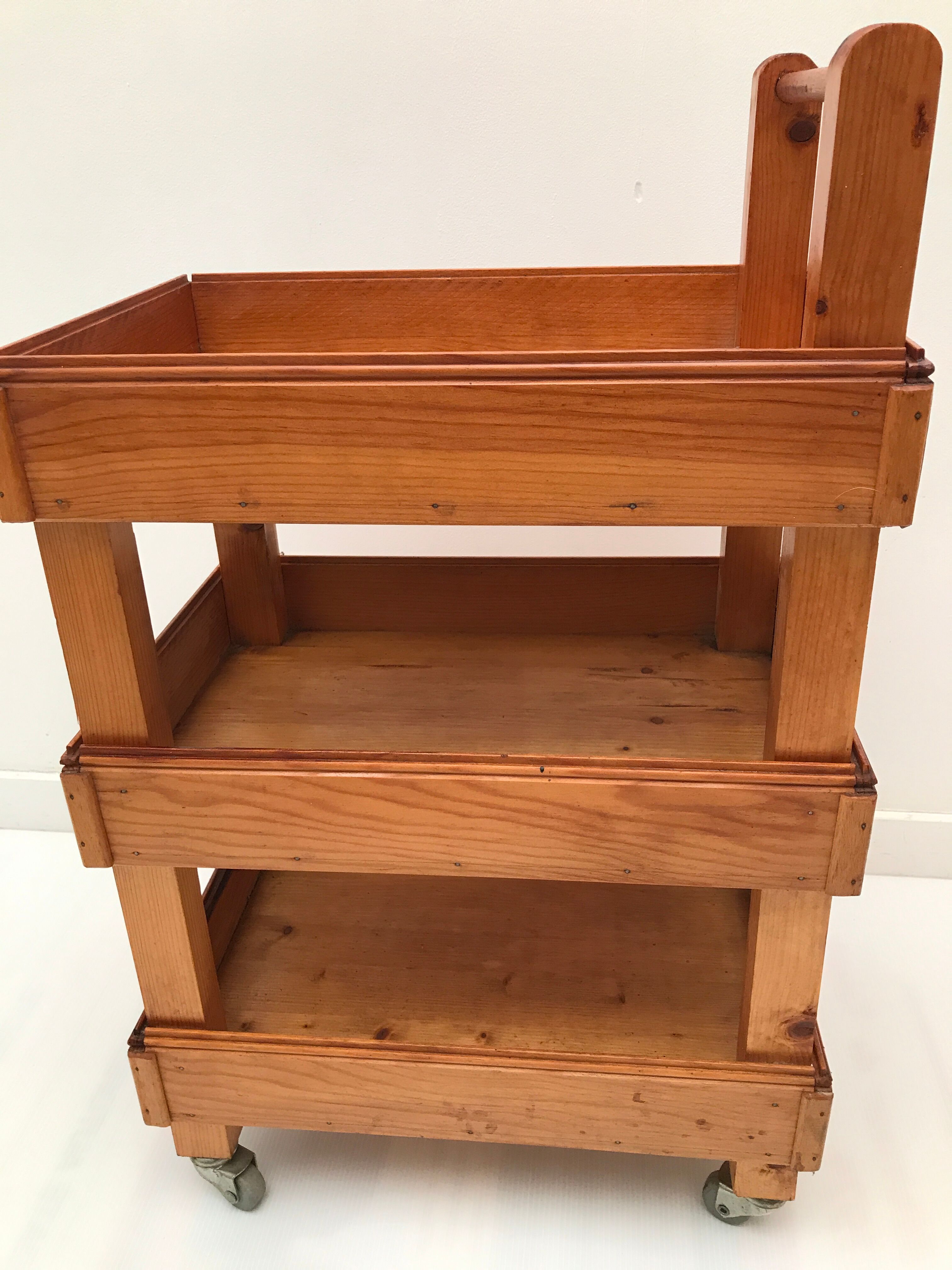 Vintage wooden rolling dessert