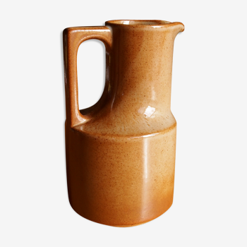 Brenne sandstone pitcher