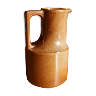 Brenne sandstone pitcher