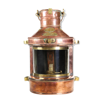 Marine oil lamp