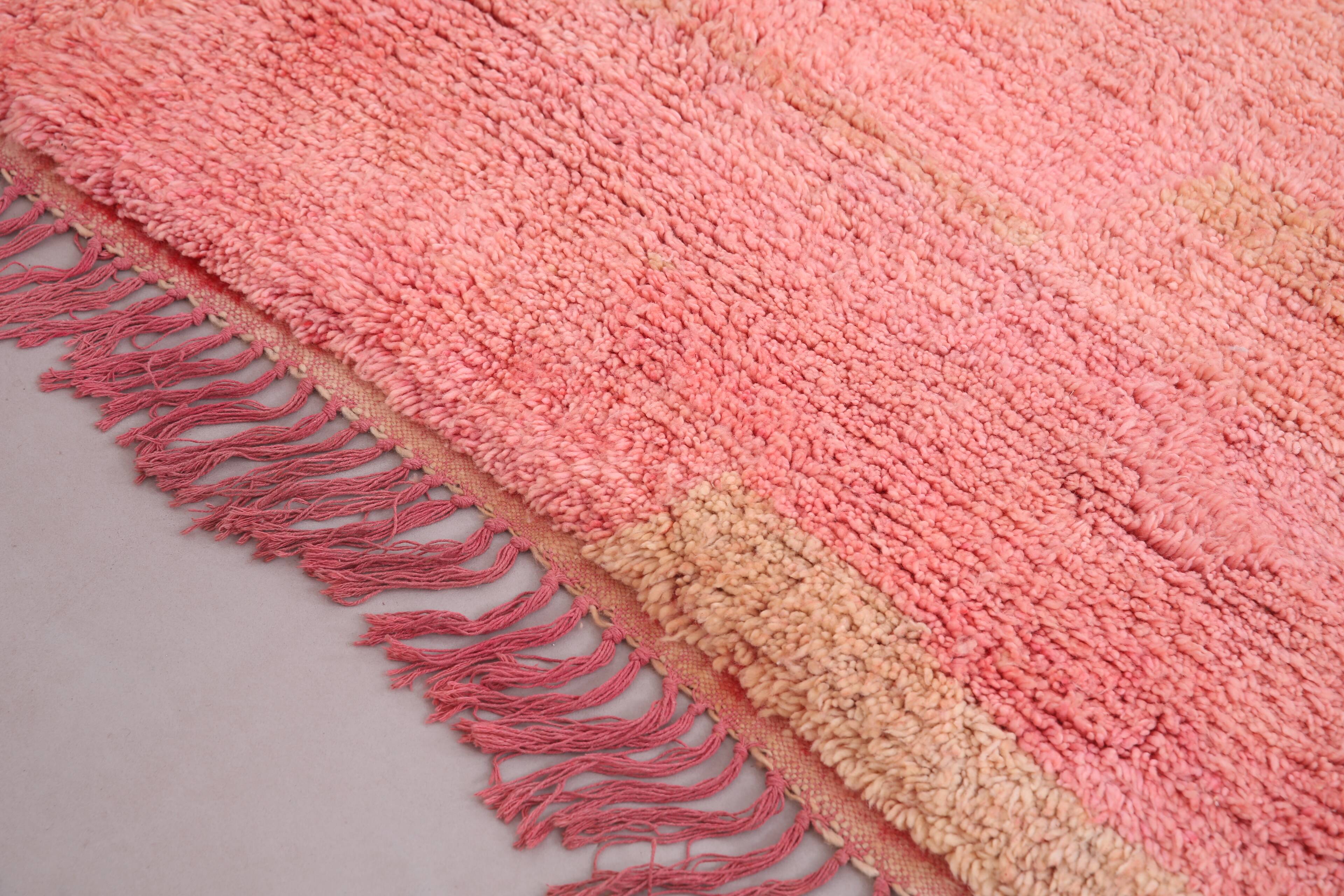 Peach Vintage Moroccan Rug 169 x 285 cm - Berber Wool Rug - Handmade Rug