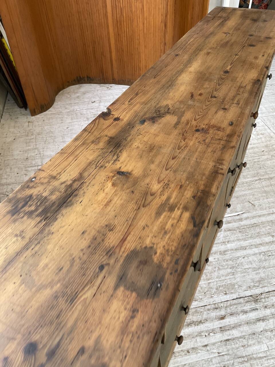 Green patina workshop furniture