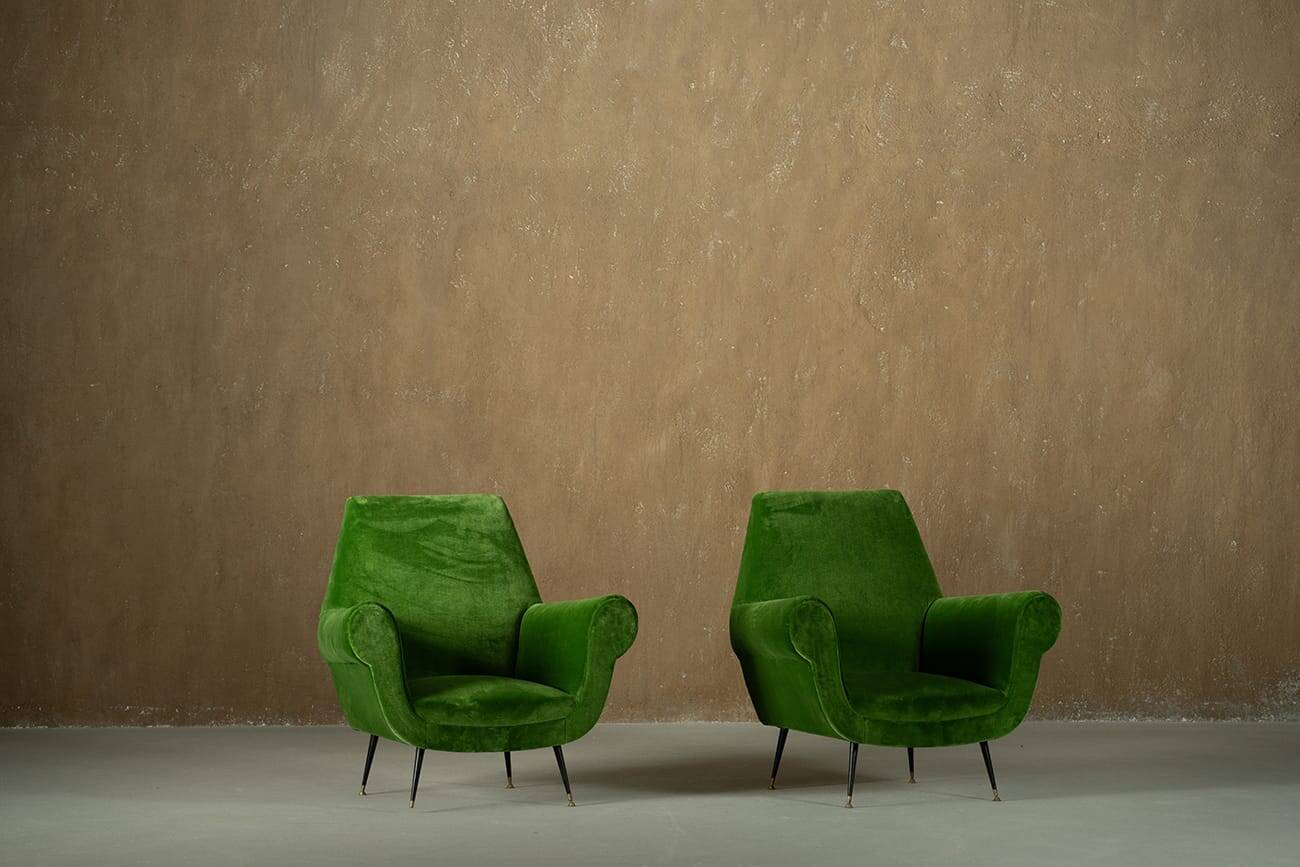 Green velvet armchairs by Gigi Radice, Italy 1950s set of 2
