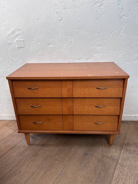 Vintage 1960s chest of drawers