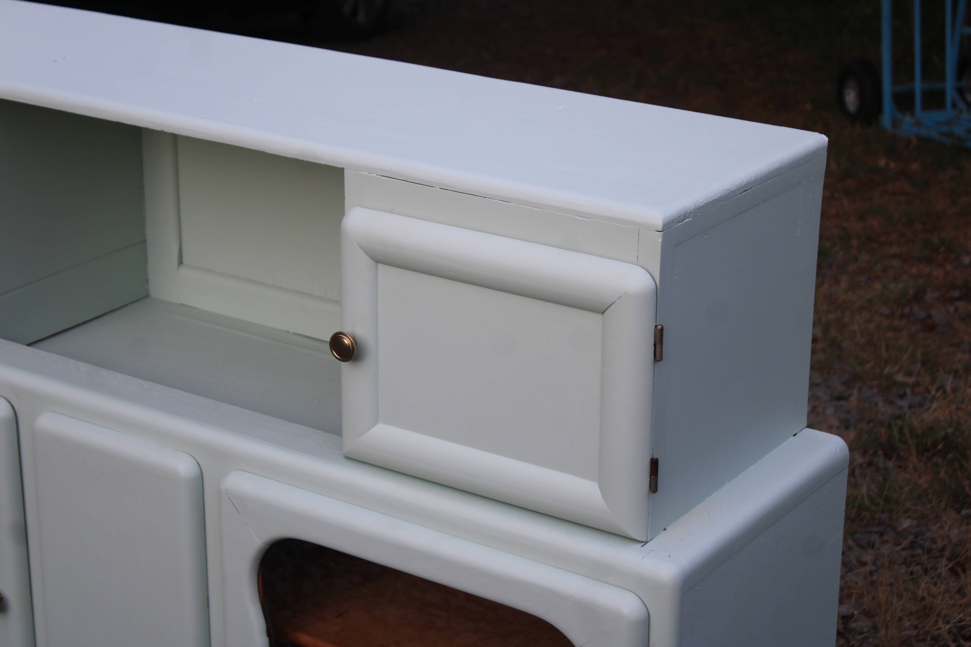 Renovated vintage buffet – Celadon Green Libéron